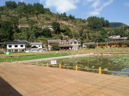 鄉(xiāng)村旅游開(kāi)發(fā) 從原生資源到核心景點(diǎn)的轉(zhuǎn)化路徑